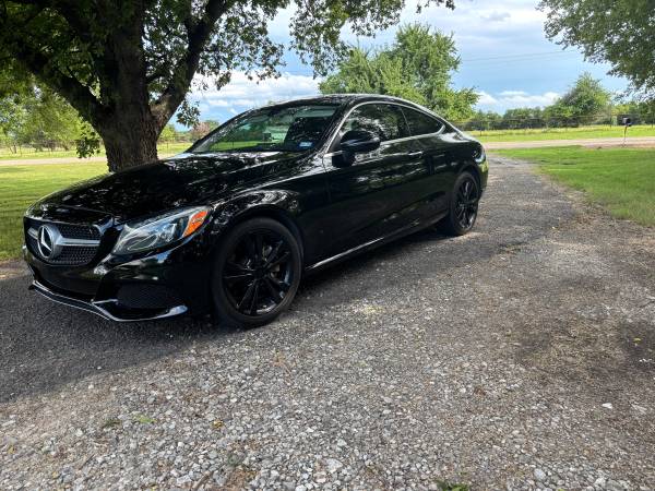 Mercedes Benz  c300 coupe - $163488941383041124