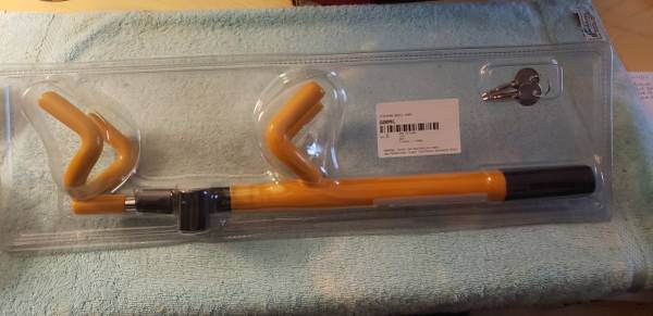 Double Hook Steering Wheel Lock 1