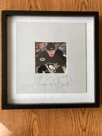 Evgeni Malkin Pittsburgh Penguins Autographed Picture in Frame 1