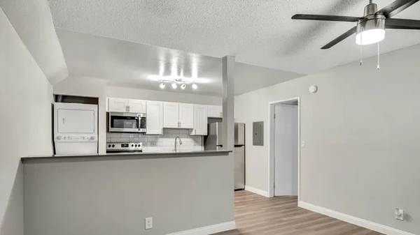 Microwave, Air Conditioning, Pool 1
