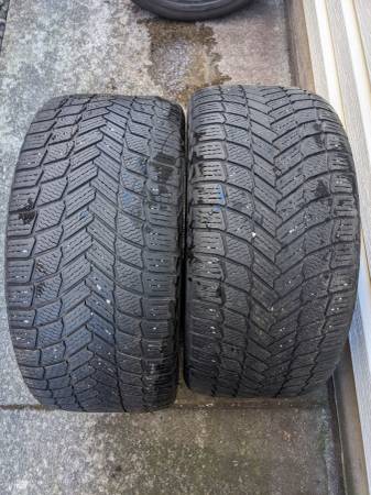 Michelin X-Ice Snow Winter Tires 255/40/18 1