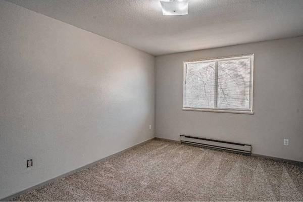 $1,125 / 1br - 366ft2 - A/C Wall Units, Open Floor Plans, Laundry Facility, Baseboard Heaters63794993431937122