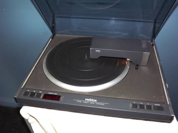 Just reduced - Revox B790 turntable with Ortofon cartridge 1