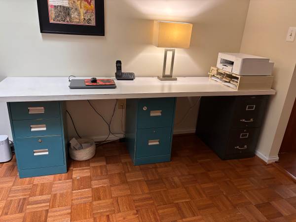 Desk 1