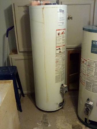 30 gal gas water heater 1