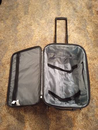 Rolling, Airline Carry-Ons - $20 (Madison)63469643725059124