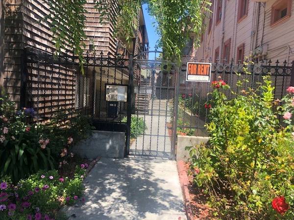 spacious two bedroom with livingroom close to bart berkley campus downtown 1