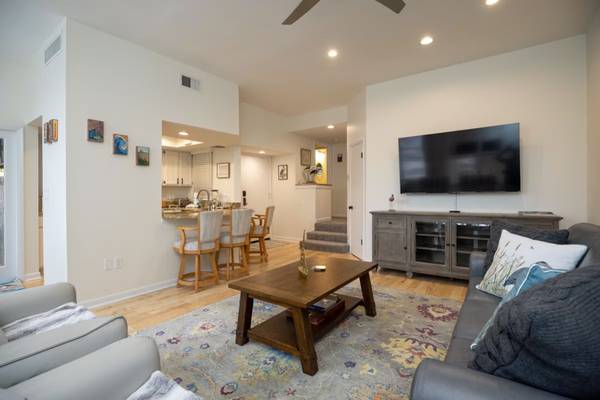 $170 / 2br - 1460ft2 - Spacious Villa, Pet Friendly, Close to Marina, Free Bikes (Hilton Head Island)63951149396355120