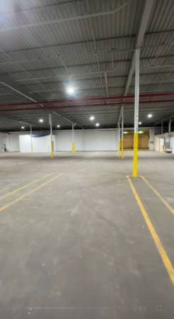 $4,200 Warehouse | Drive In Doors | Docks | 7K-15K Sq Ft for Lease (Cleveland)63856988914051120