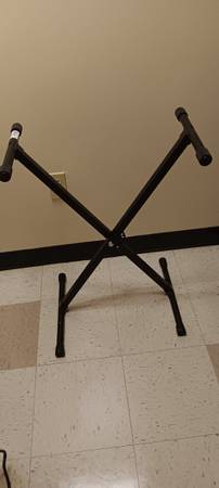 KEYBOARD STAND NO.1 1