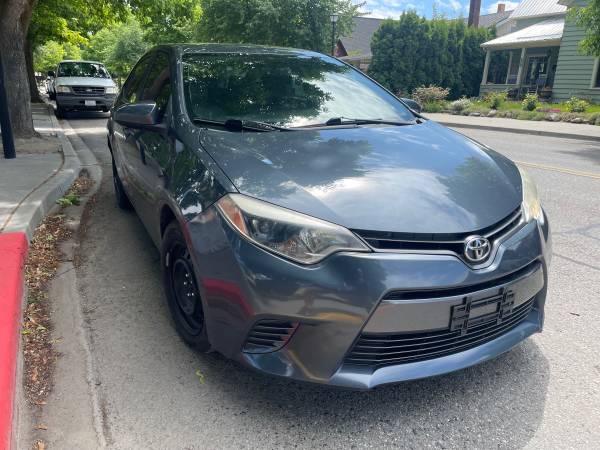 2016 Toyota corolla - $9,950 (Wenatchee)63442458132865121