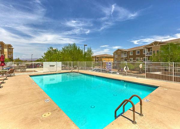 $940 / 1br - Patio/Balcony, Community Library, Dishwasher (2250 Cougar Drive, Laughlin, NV)63618564932099122