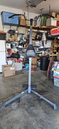 Pull-up rack - Apex Deluxe Power Tower 1