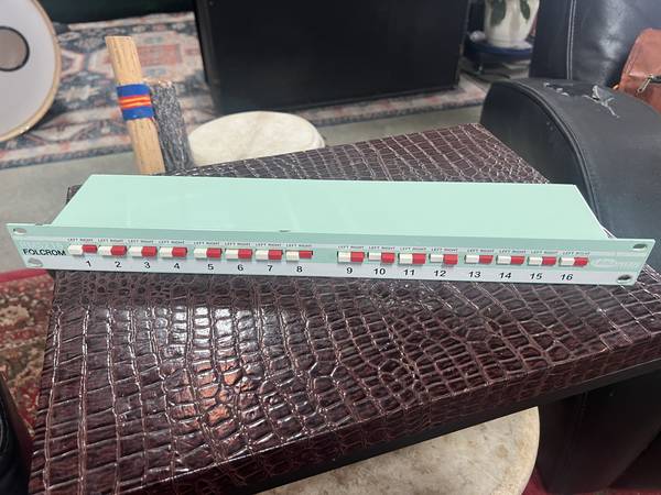 ROLL /FOLCROM 16Ch Summing Box 1