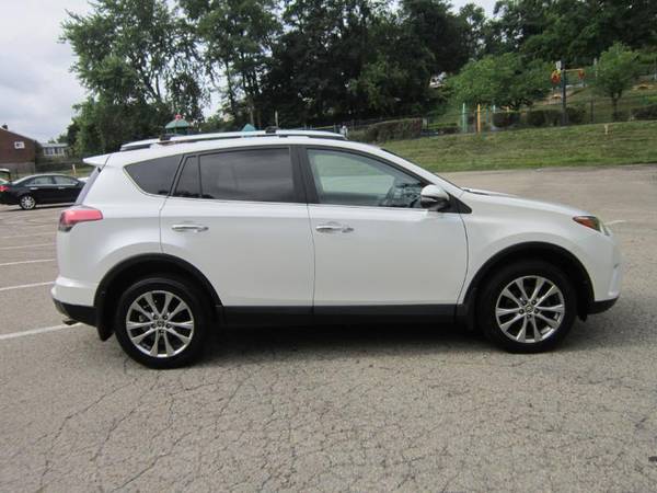 2016 Toyota RAV4 Limited AWD - $18,988 (Martin auto sales (Pittsburgh))63625169789825122