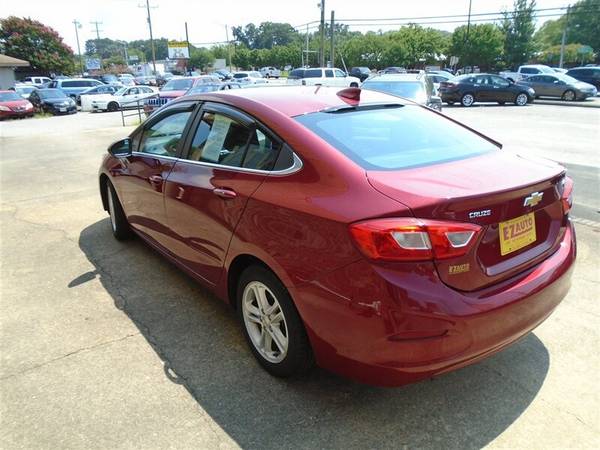 2017 Chevrolet Cruze LT Automático - $9,99563470582709507122