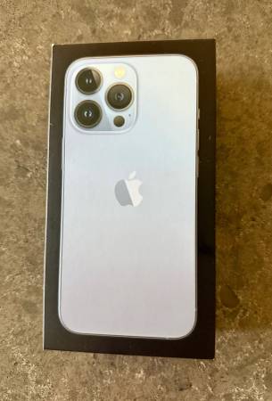 Unlocked iPhone 13 Pro - 256gb - Perfect Condition - $350 (Durham)63441948531841124