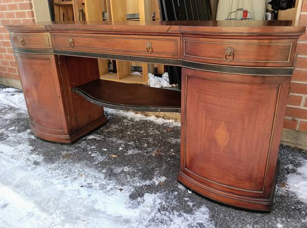 Impressive Credenza with Cherry Finish - 6 ft long - Fine quality! 1