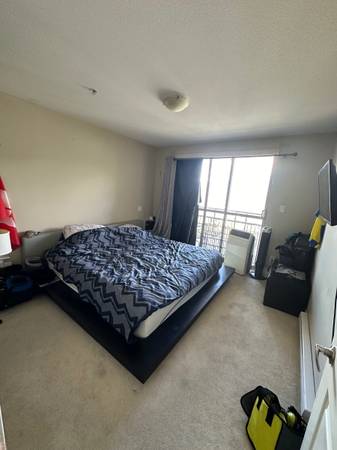 2bd2bth downtown Squamish 5