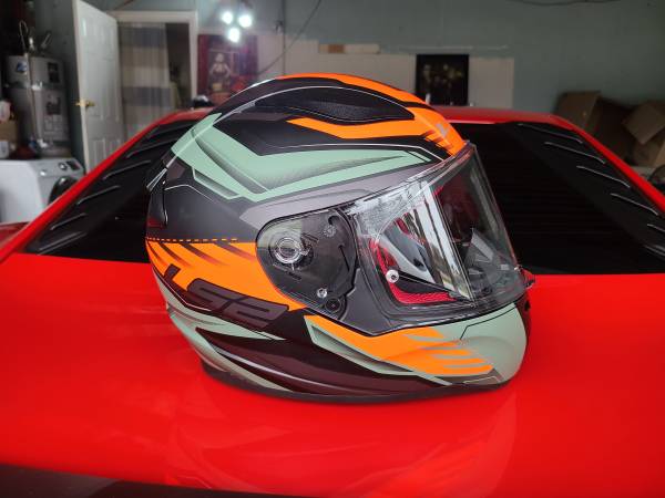LS2 Full Motorcycle Helmet 1