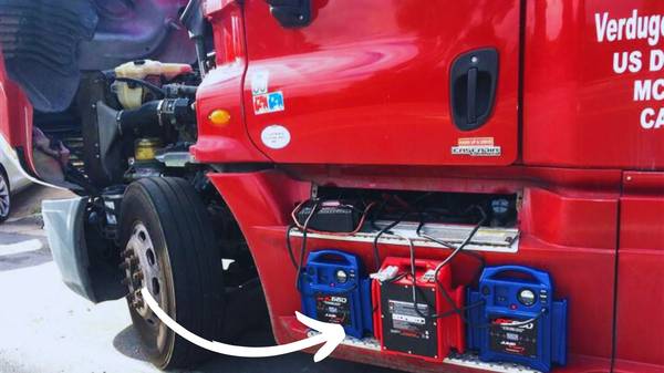 SEMI Truck Jump start Service 1