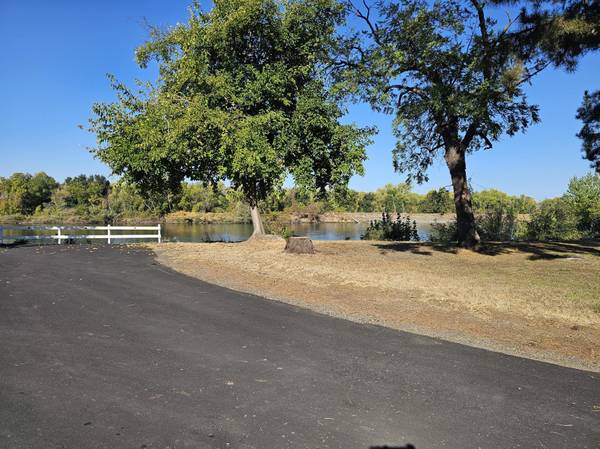 $39,990 / 1br - 1/1 REMODEL IN 55+ PARK WITH STUNNING RIVER VIEWS!!! (Red Bluff)63972530125186121