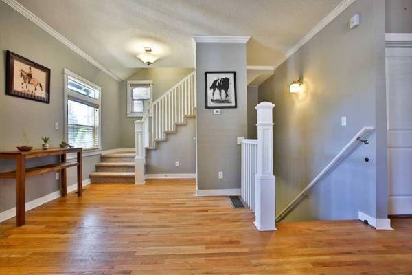 $185 / 3br - Portland Bungalow Near Shops, restaurants and airport! (Portland, OR)63914740978819122