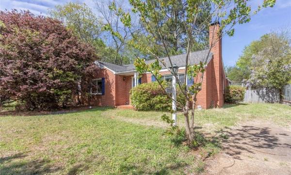 $1675.00 / 4br - 1751ft2 - Encantadora cabaña de 4 dormitorios: ¡recientemente actualizada!64032133069185121