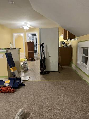 $900.00 / 2br - Very nice area for quiet walks, beautiful scenery, and a lovely neighb63935710295939120
