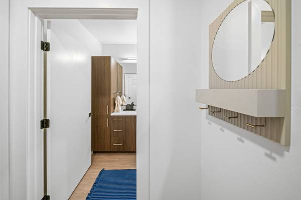 $4,475 / 3br - 1271ft2 - Tour Today! Pool, Gym & Sauna - 8 Weeks Free (Redmond)63688607931523121