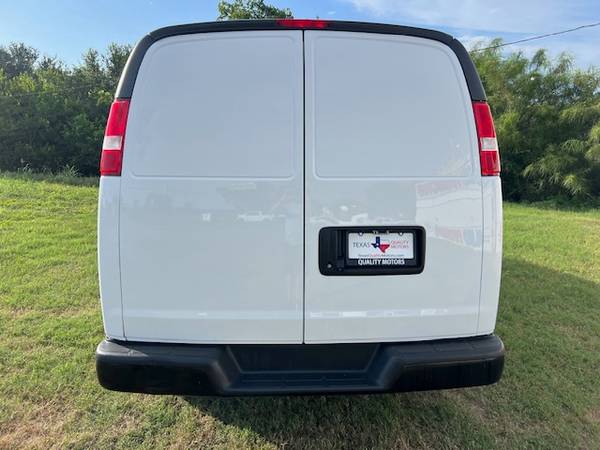 2021 Chevrolet Express Van de Carga G2500 con puerta deslizante, estantes, cajas, I - $18,970 (New Braunfels)63439347084419123