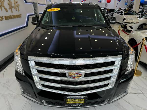 Cadillac esscalade - $32,995 (Brooklyn)63482425362435121