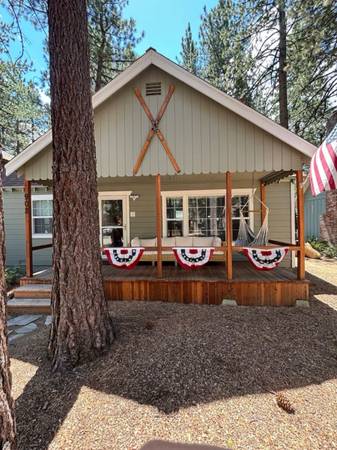 $150 / 2br - Affordability Meets Comfort! Cutest Cabin Ever! (South Lake Tahoe)64149630753027120