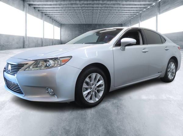 2013 Lexus ES 300h Hybrid - GOOD/BAD/NO CREDIT OK! - $14,999 (+ Escondido Auto Super Center)63440817997441122