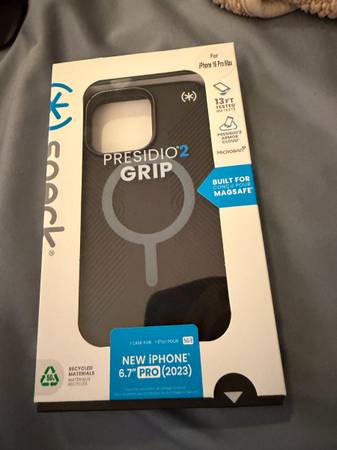 Brand New, never used Speck Presidio2 Grip case for iPhone 16 Pro Max! 1
