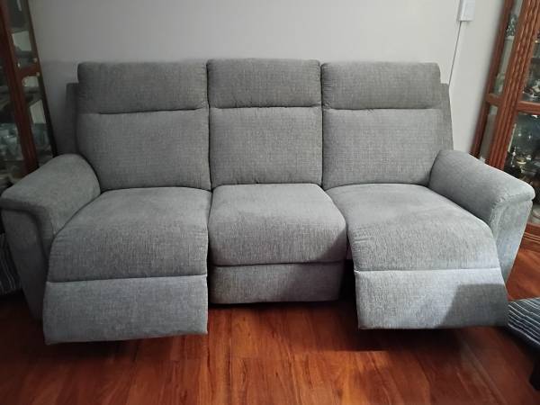 Ashley Reclining power sofa 1