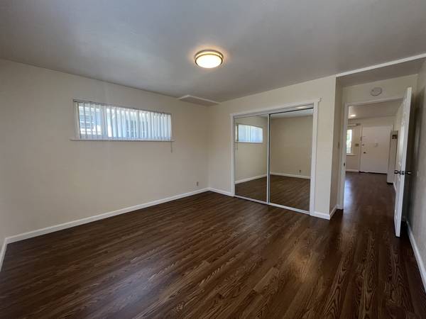 $1,795 / 2br - 700ft2 - Amplio departamento de 1 dormitorio, a 5 minutos a pie del barrio Laurel, puntuación de caminabilidad 86, 3141 5 (oakland este)63695839756289121