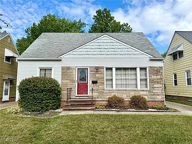 $900 / 3br - */--Charming Cape Cod home in Euclid. (=====Euclid====)63907494199939120
