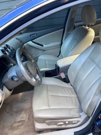 2012 Nissan Altima - $3,000 (East Atlanta)63621301174017120