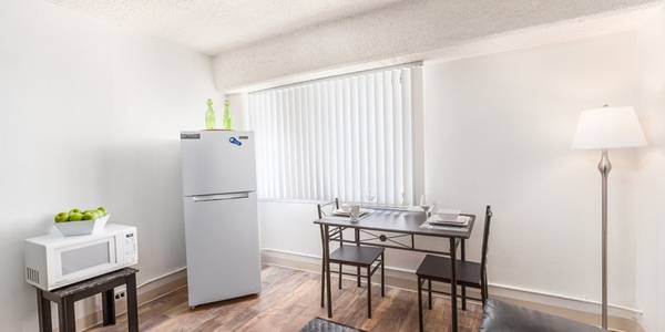 $330 Beautiful views, No long term lease required, Studio63682273344385123