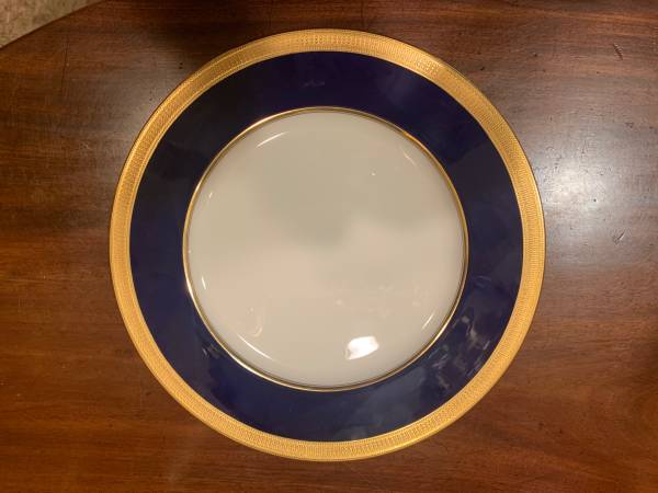 Gumps signed dinner plates 1