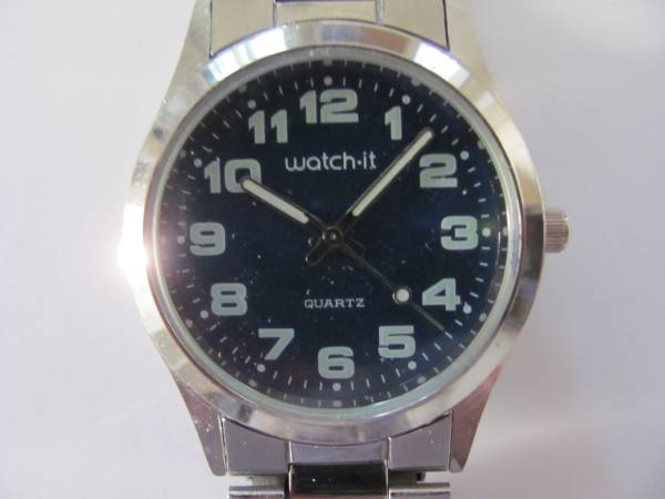 WATCHIT QUARTZ WATCH MINT COND. EXTREMELY ACCURATE -STAINLESS- 1