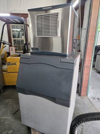 SCOSTMAN NUGGET ICE MACHINE 450LBS 2024YR 1