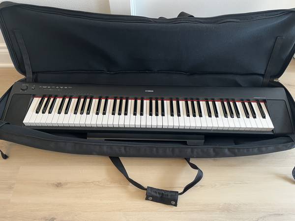 Yamaha Piaggero NP-31 Piano - musical instruments - by owner