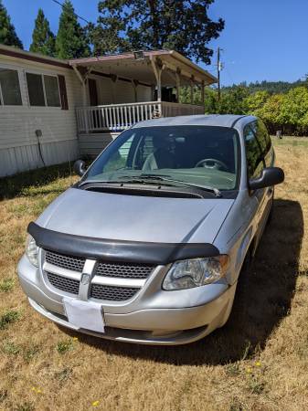 2003 Dodge Caravan - $2.250 (Junction City)63470221990529122