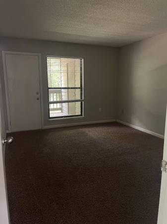 $1,699 / 3br - 1280ft2 - 3 Bedroom 2 Bath - $1699 - 1280ft2 (Asheville)64029211303555121