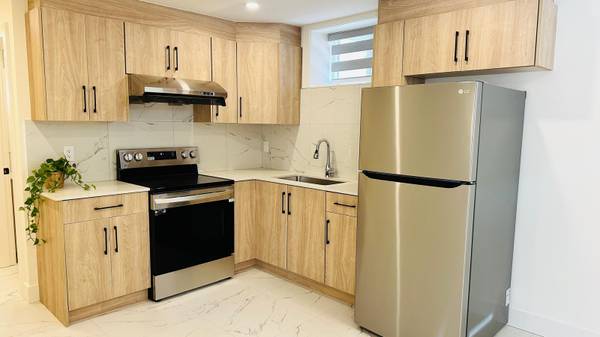 ✨ $850 Furnished Room for Girls – Utilities & Wifi Included! ✨ 1