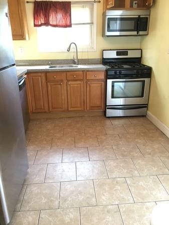 $899 / 4br - 1200ft2 - ¡Lavandería gratis! Amplio, amueblado, a 6 minutos del metro (Jersey City (Journal Square Path))63684745667969123