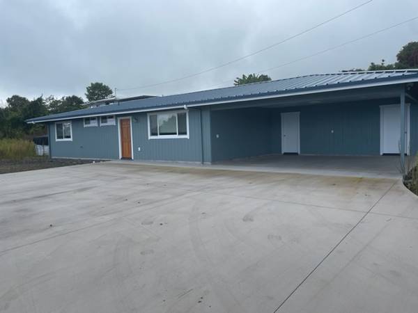 $3,650 / 3br - Furnished 3bed/3bath home (1 pet upon approval) (above (Kailua Kona)63939666026754120