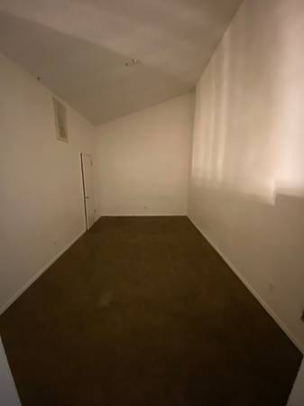$1,025 / 1br - 1 dormitorio 1 baño apartamento tipo loft63809838493953123